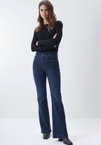 FAITH PUSH IN AUSGESTESTELLTES BEIN - Flared Jeans - Blue