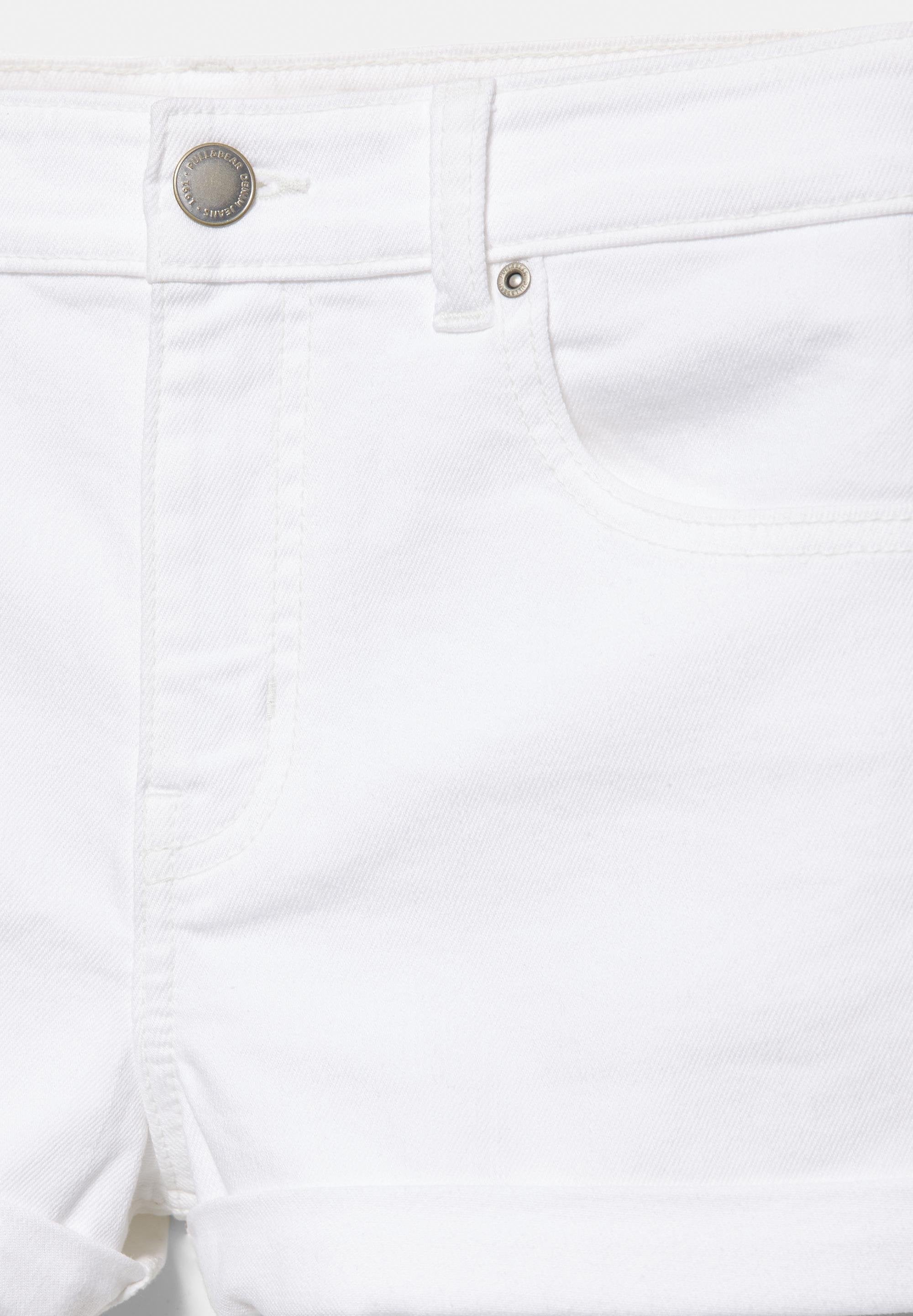 MID-WAIST - Jeansshort - white